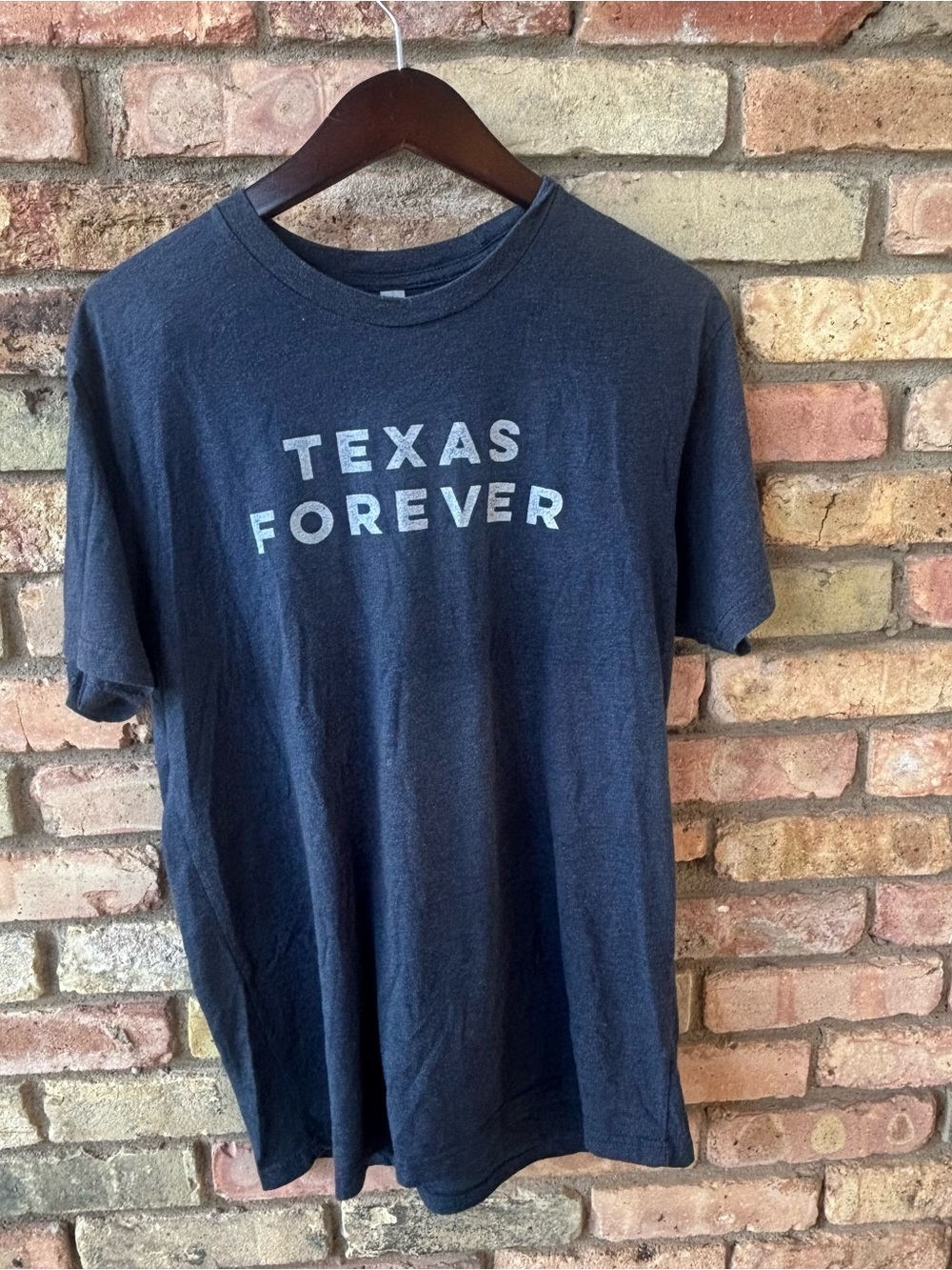 Size Large Navy "Texas Forever" Graphic Tee
